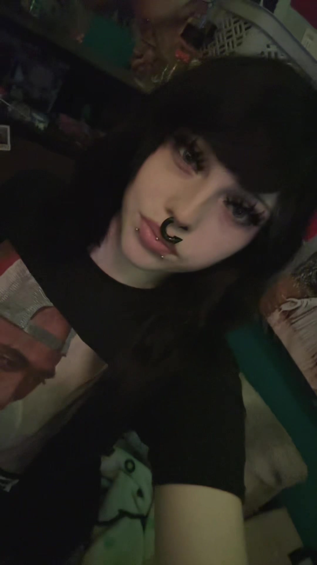 @adelais ྀིྀི
