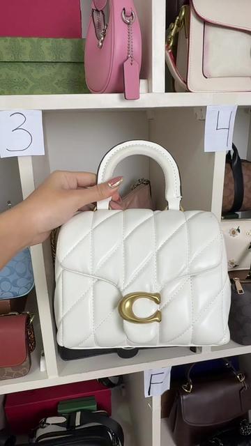 @velloraluxecollection