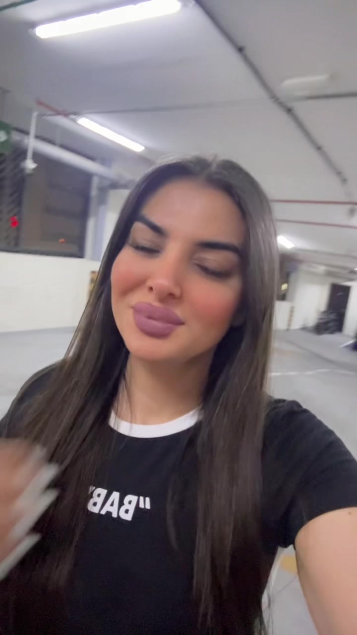 @LOLY💙