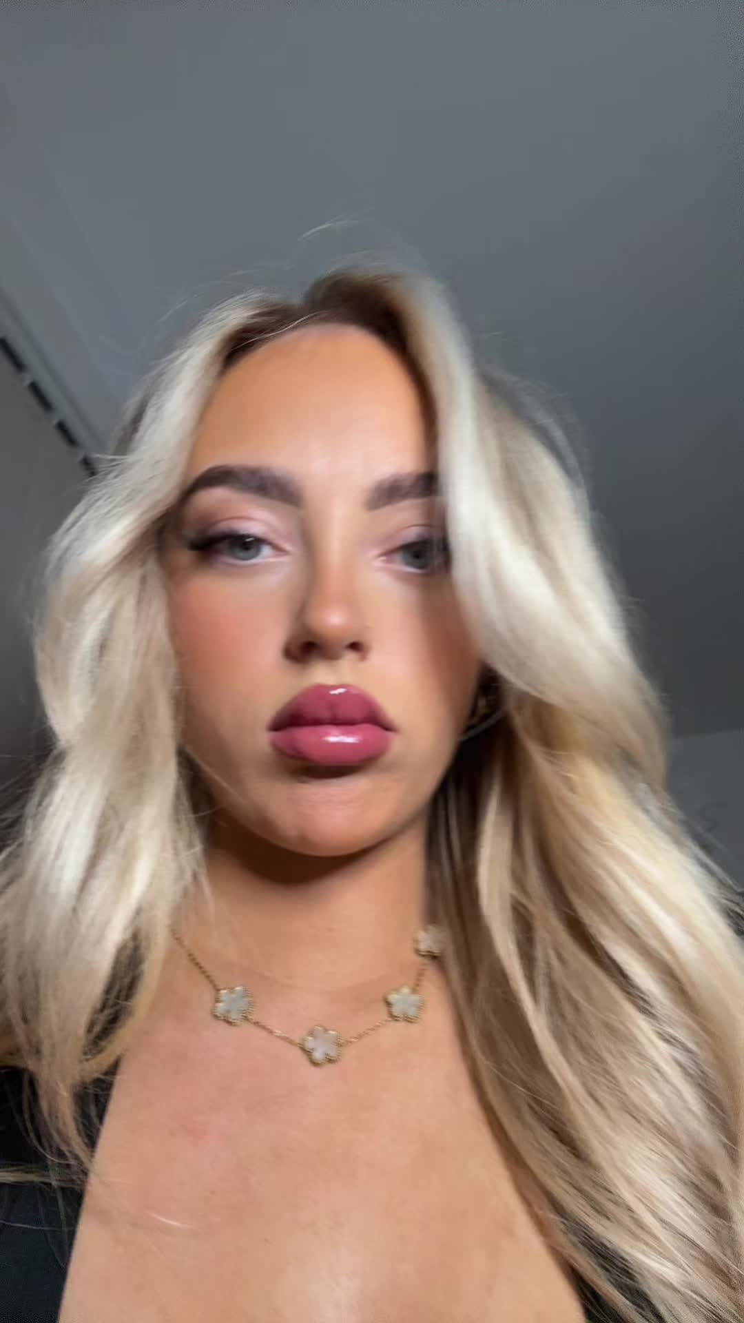 @DarlingTwinsPt.2