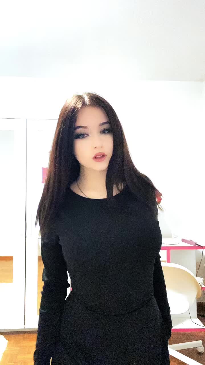 @𝓛💋