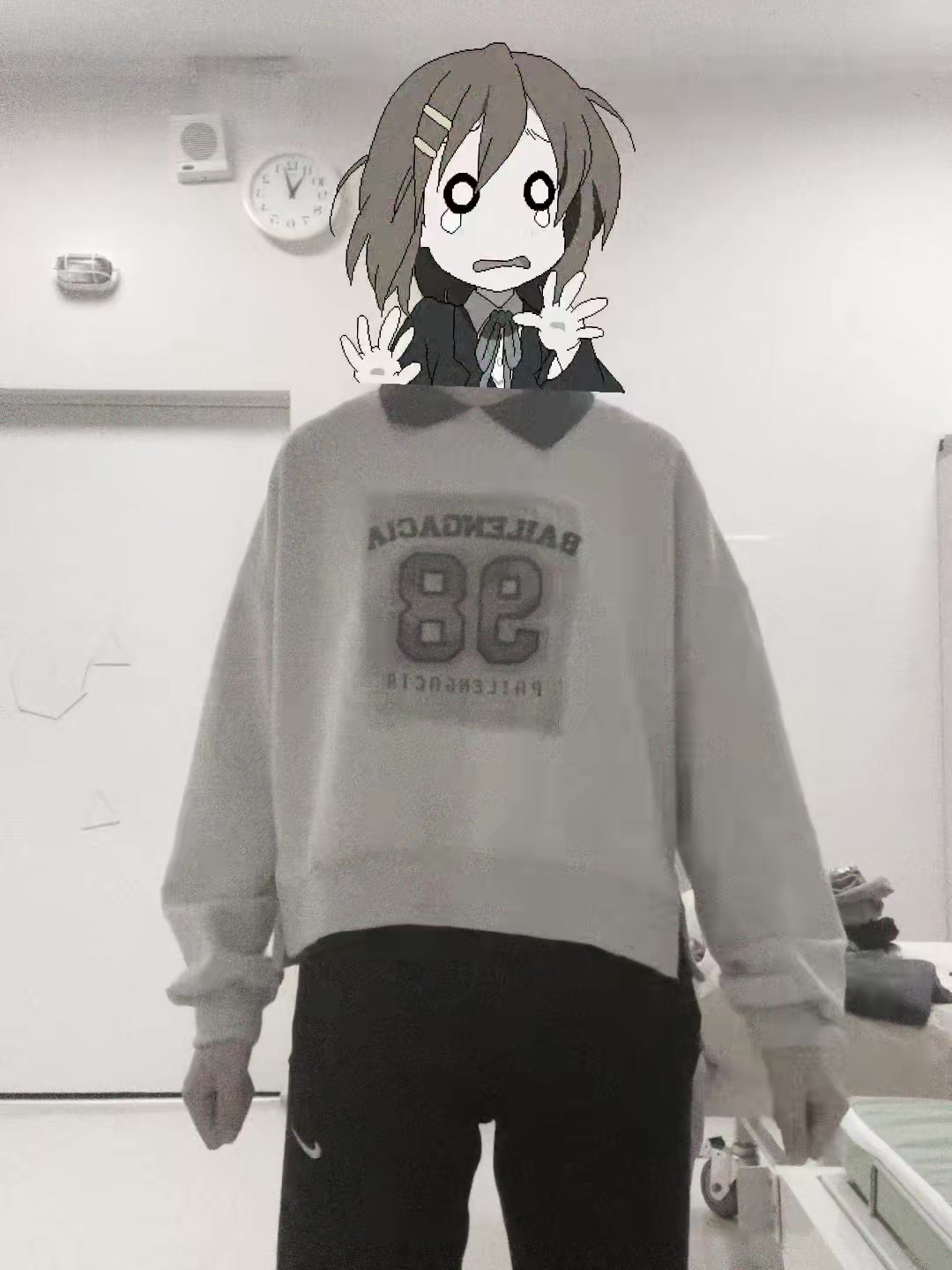 @qy1kar_