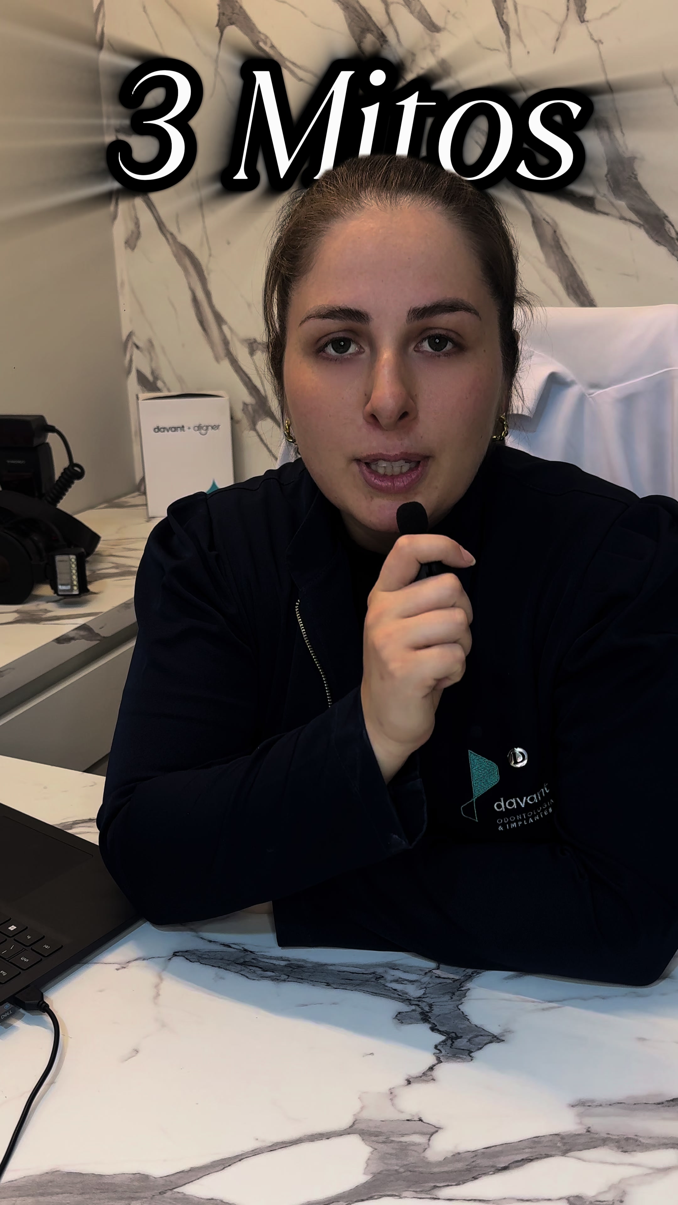 @Simone Mahmud | Dentista