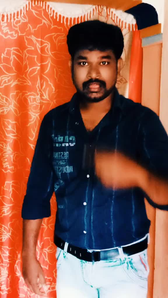 @Hallan My cute