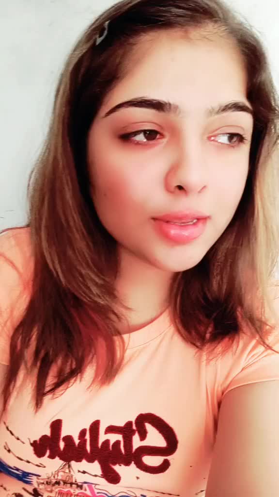 @RITIKA ♥️