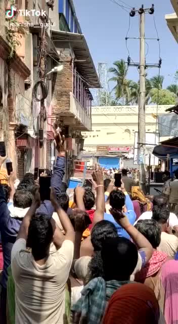 @dhusa