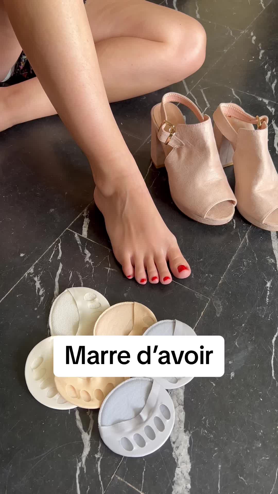 @Feetfoots.com