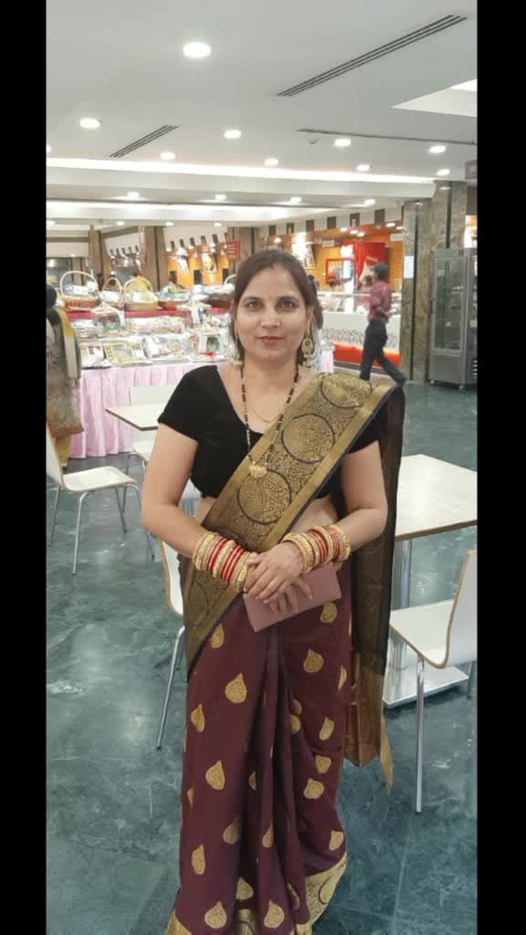 @neelamy012