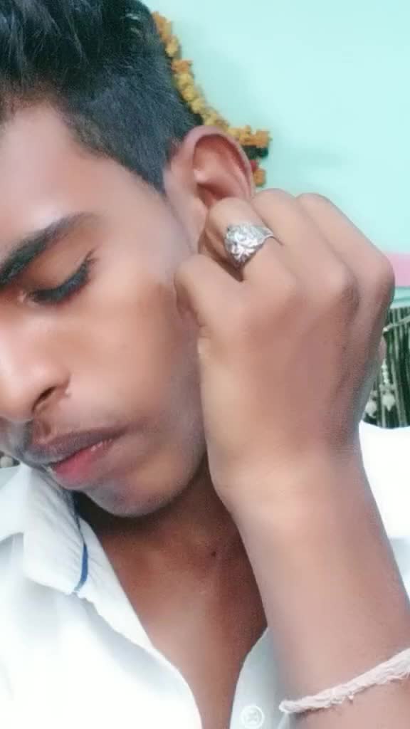 @Kumar royal .....👈
