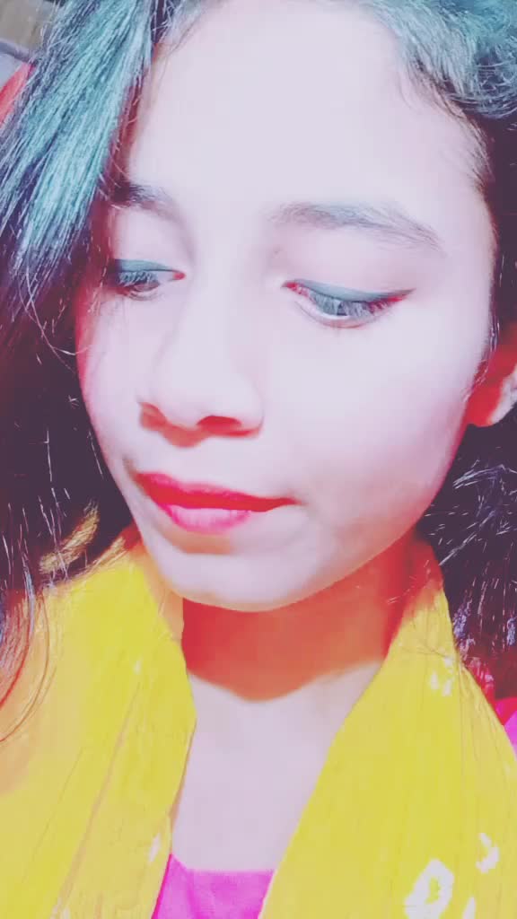 @bindaas girl😎