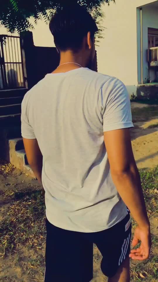 @किशन वर्मा😎