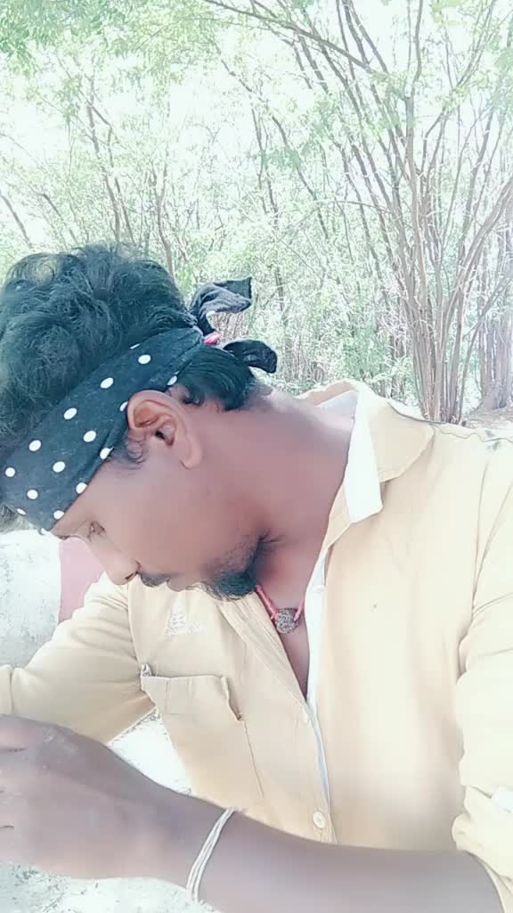 @பச்சை கிளி