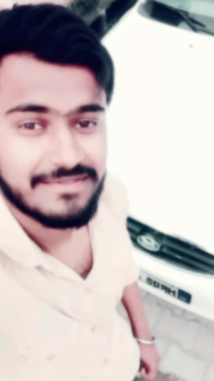 @👑Mohit ahariya👑