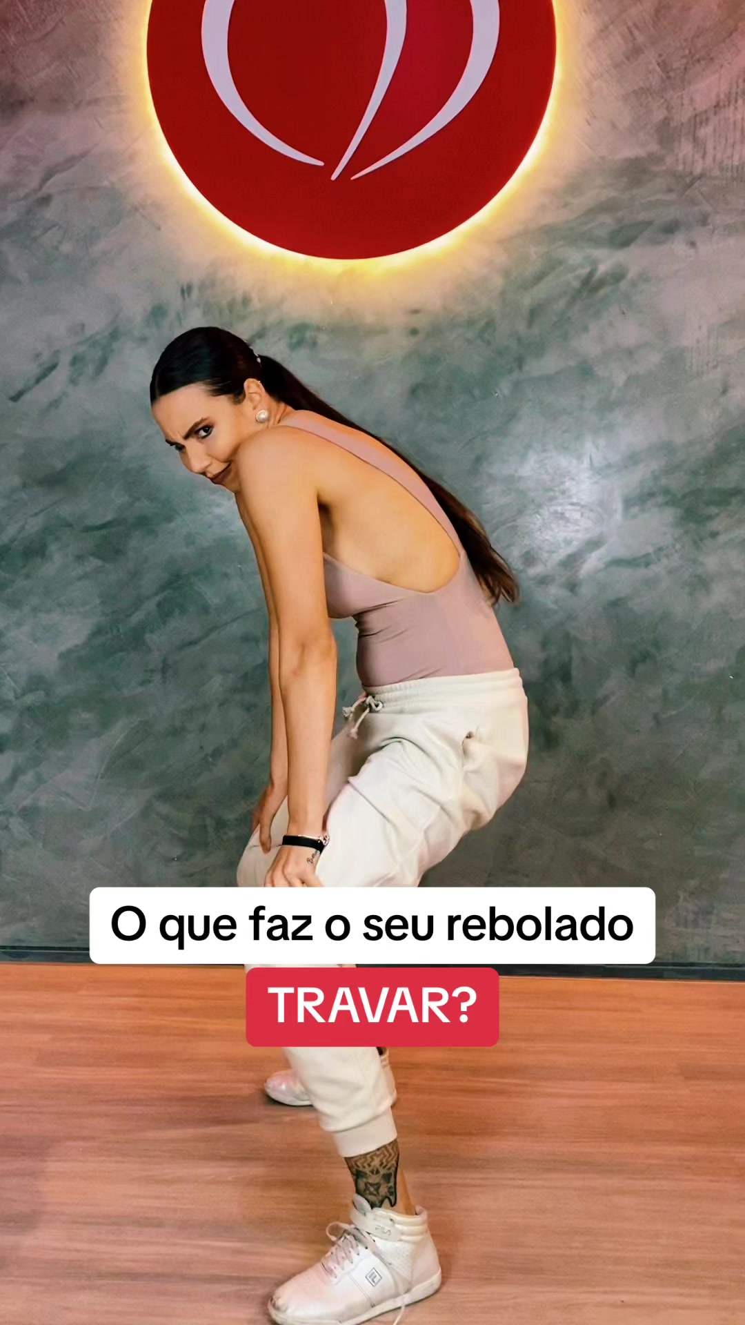 @SENSUALHIPDANCE