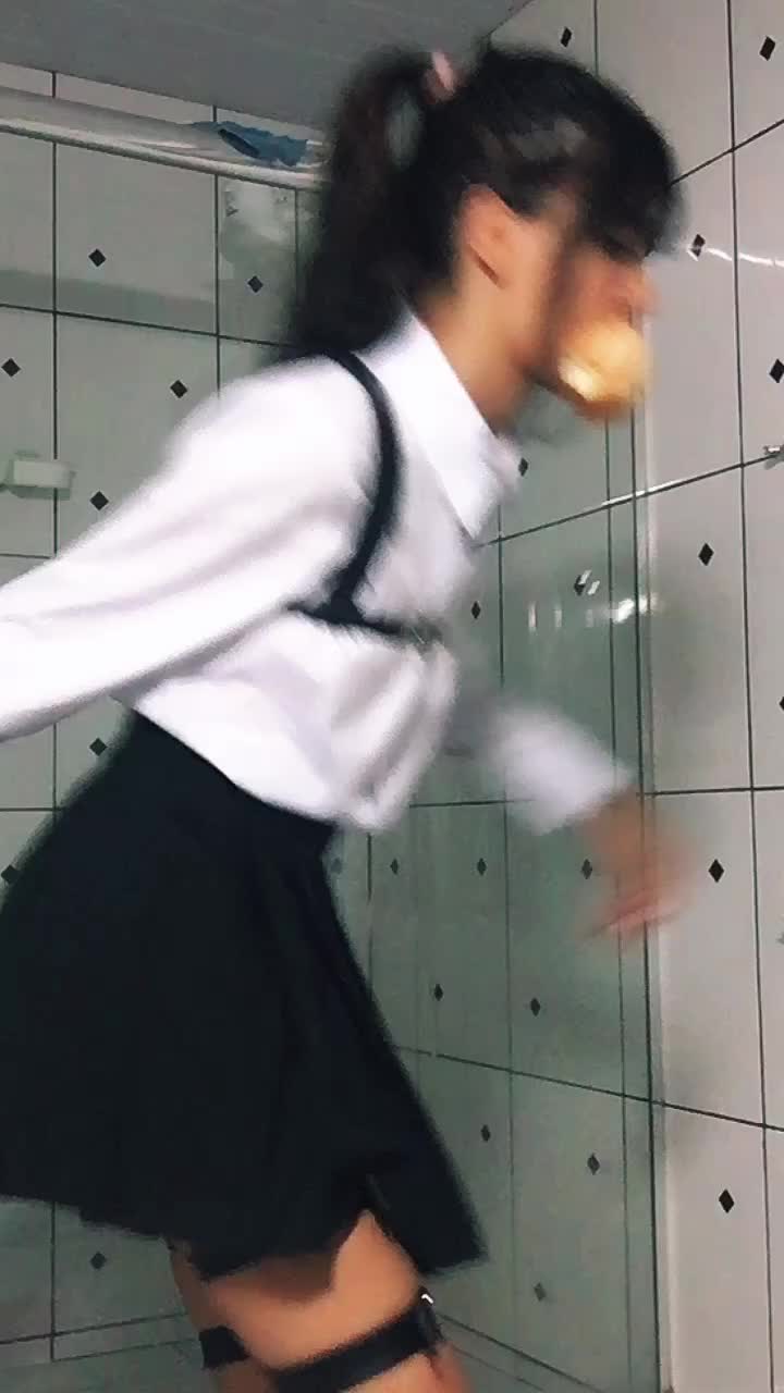 @Renata