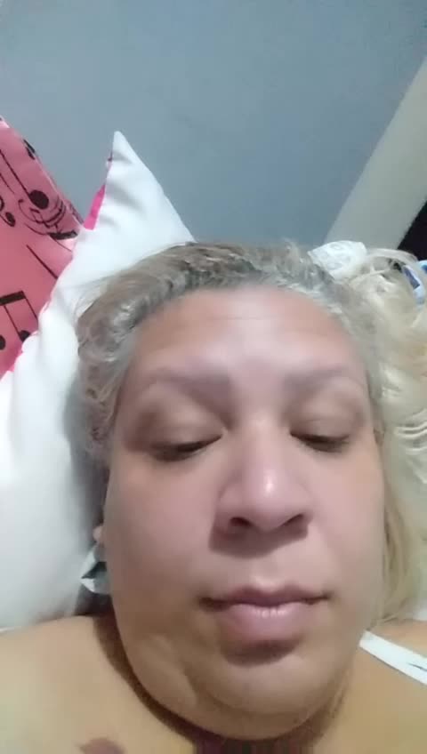 @Tatiane Em&iacute;dio492