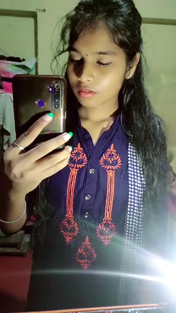 @Mirror_girl😜