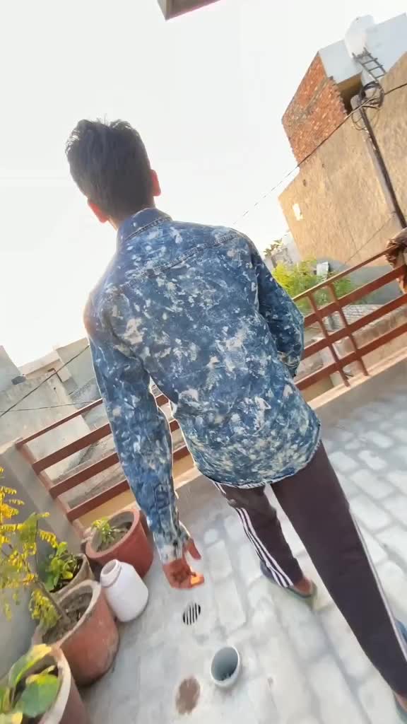 @Gymnast Laksh🤪
