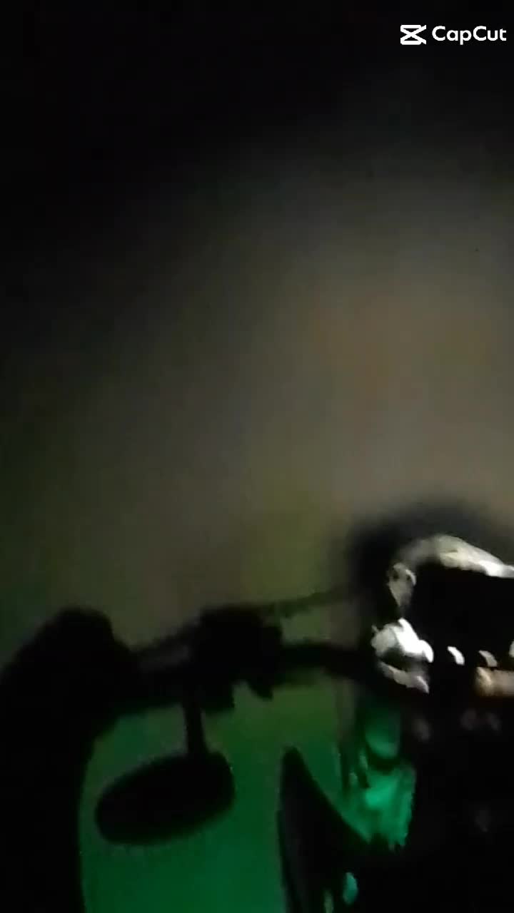 @𝕴𝖘𝖆𝖈..