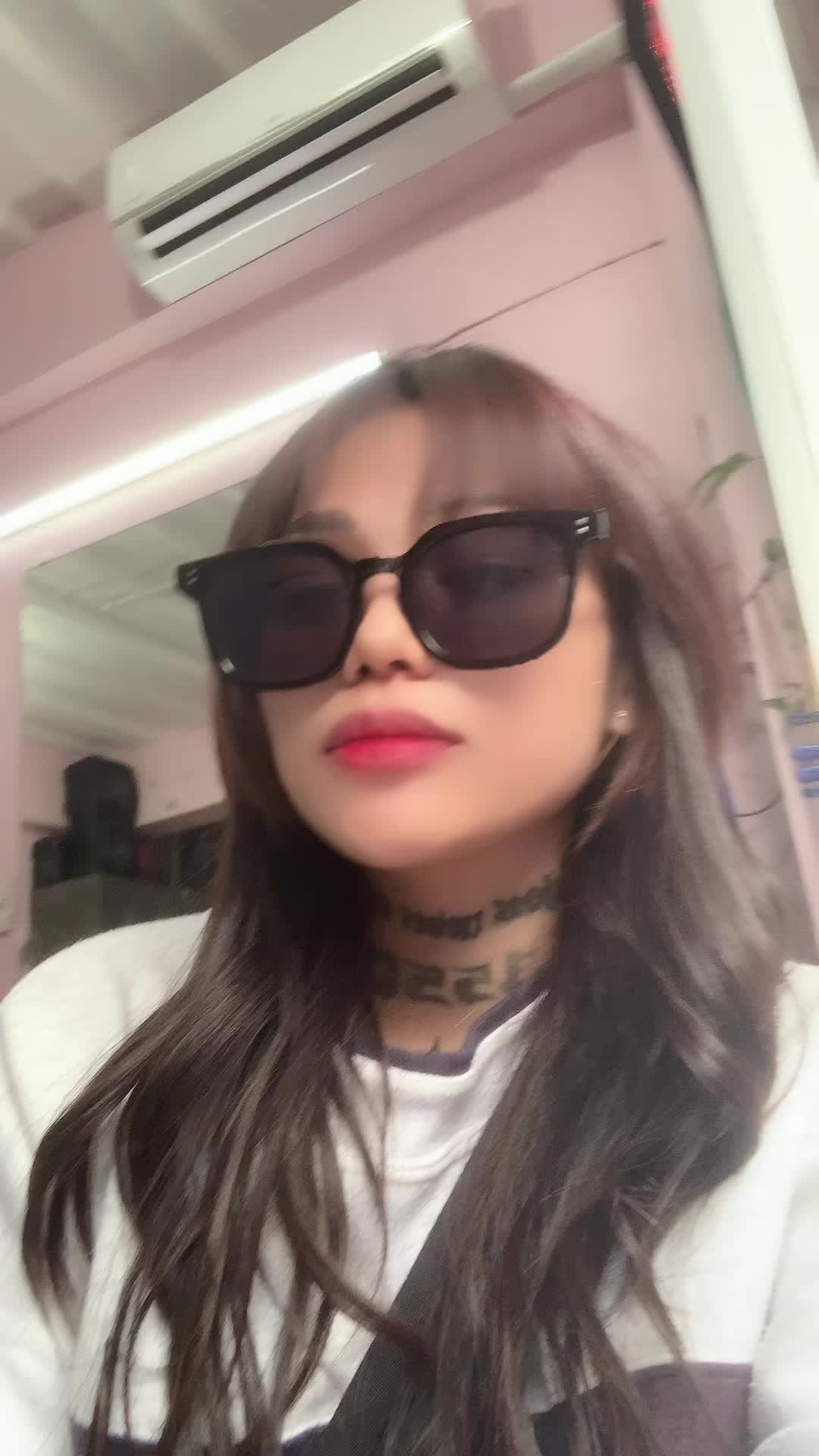 @Trixie Llanes