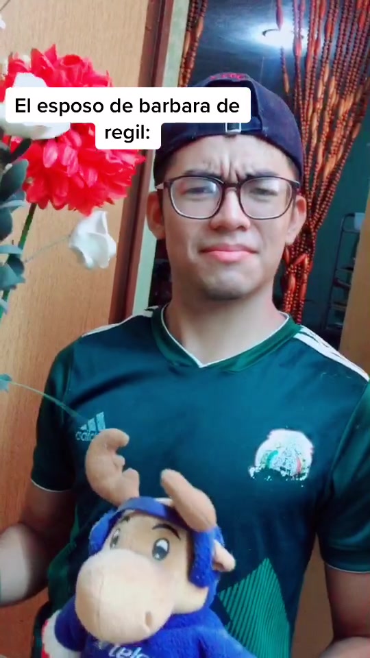 @Roberto García