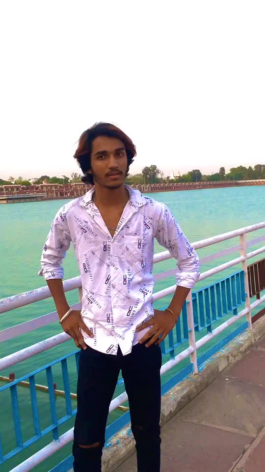 @Mr_khan04