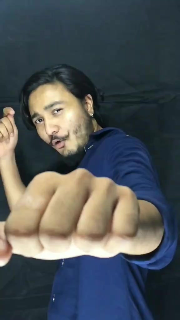 @Paras_makwana