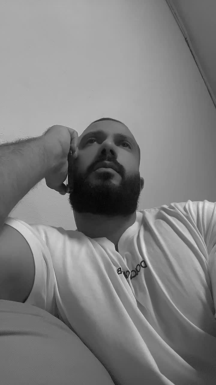 @Hussein Chour
