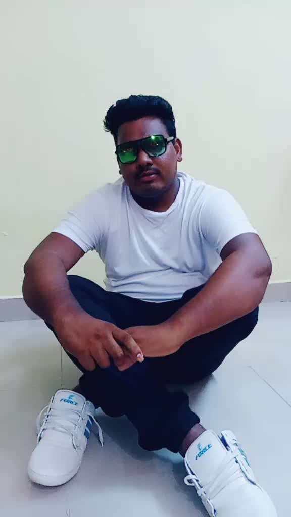@Bunny 🧛♂🧛♂🧛♂