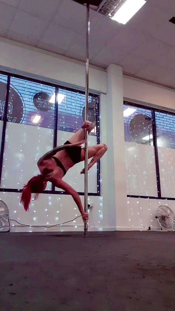 @The Pole Dancing Therapist