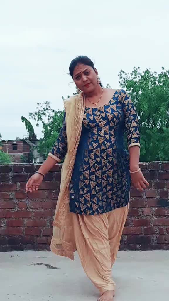 @_roshani_