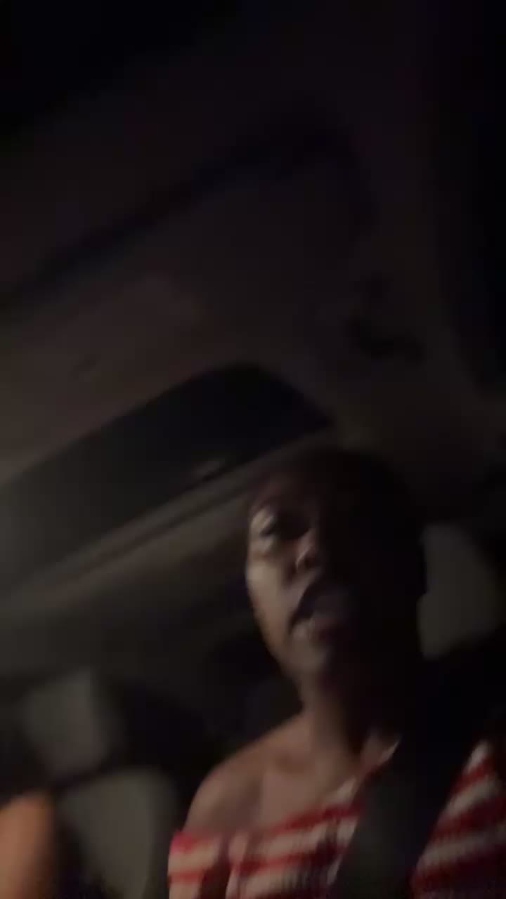 @Nique🌺