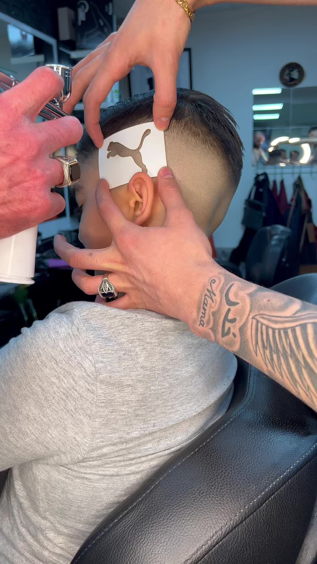 @EFE FRISEUR SALON®