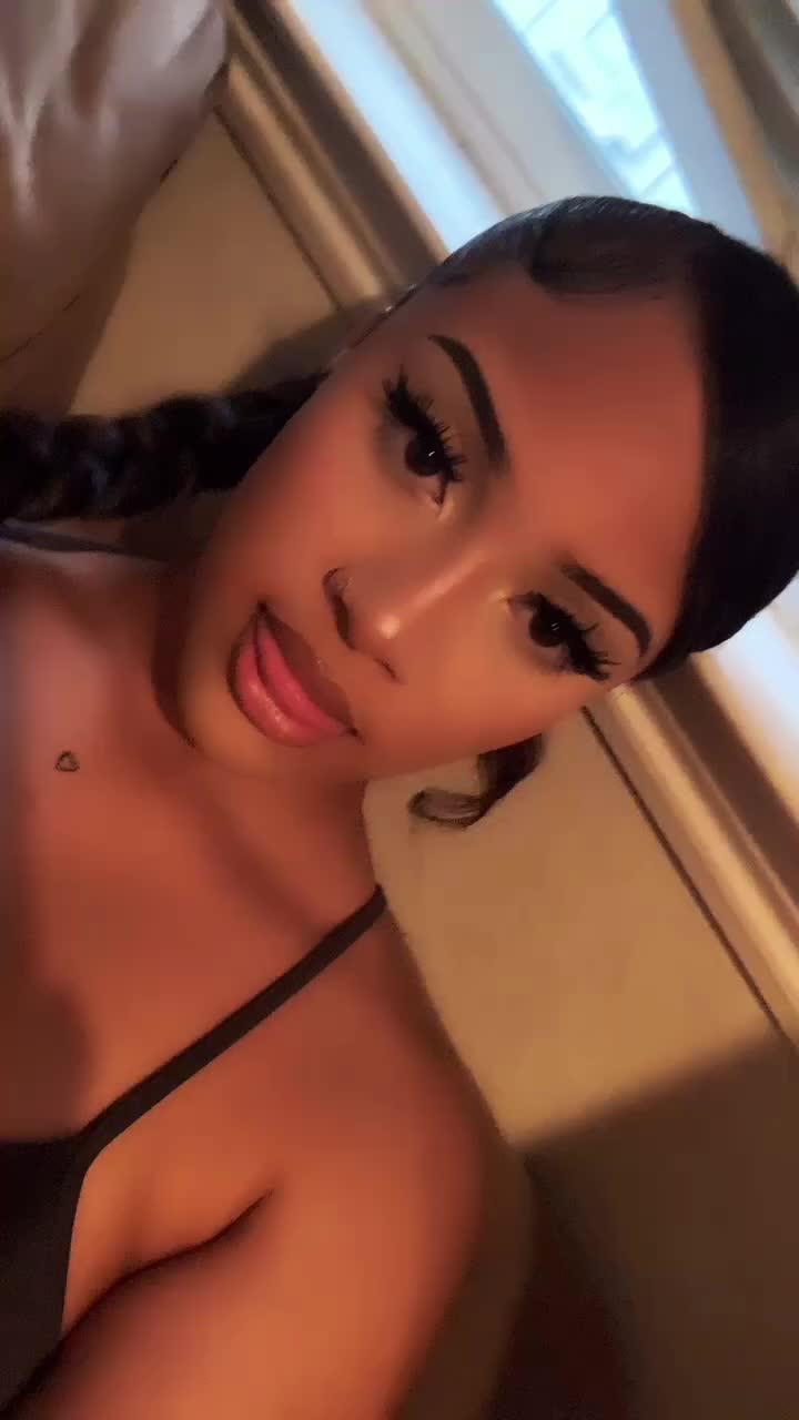 @Kylia rajani😽