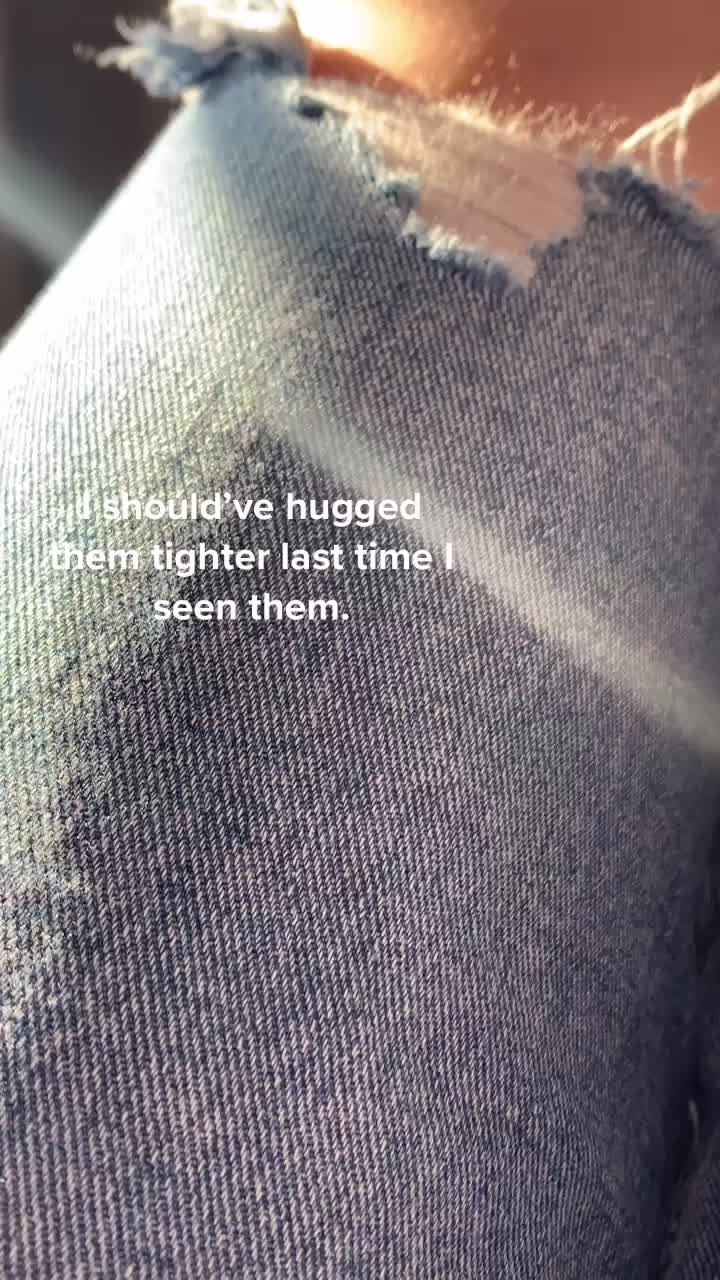 @🥲