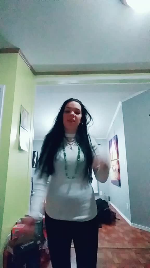 @Angela12