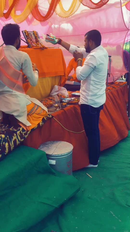 @Neeraj Pratap Singh