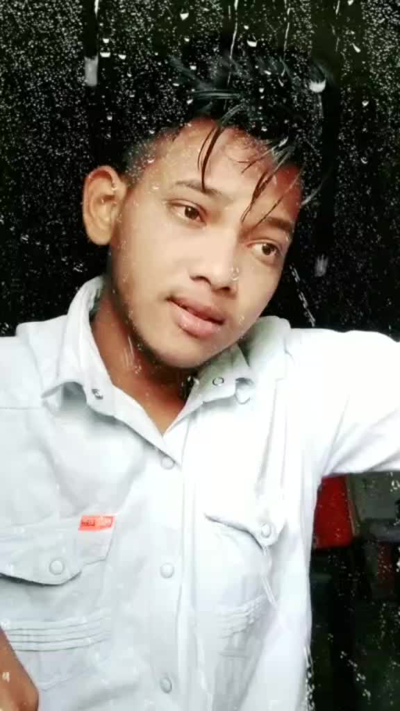 @r@w@t is b@ck