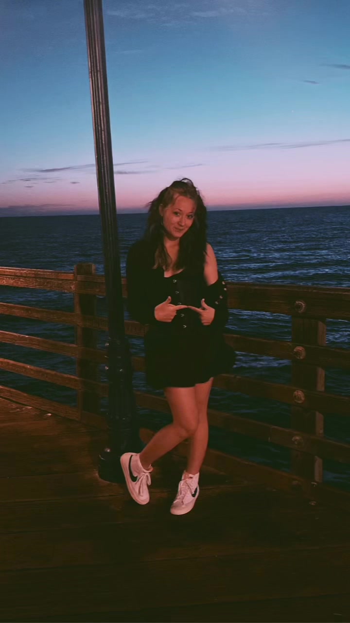 @Kyana-vai