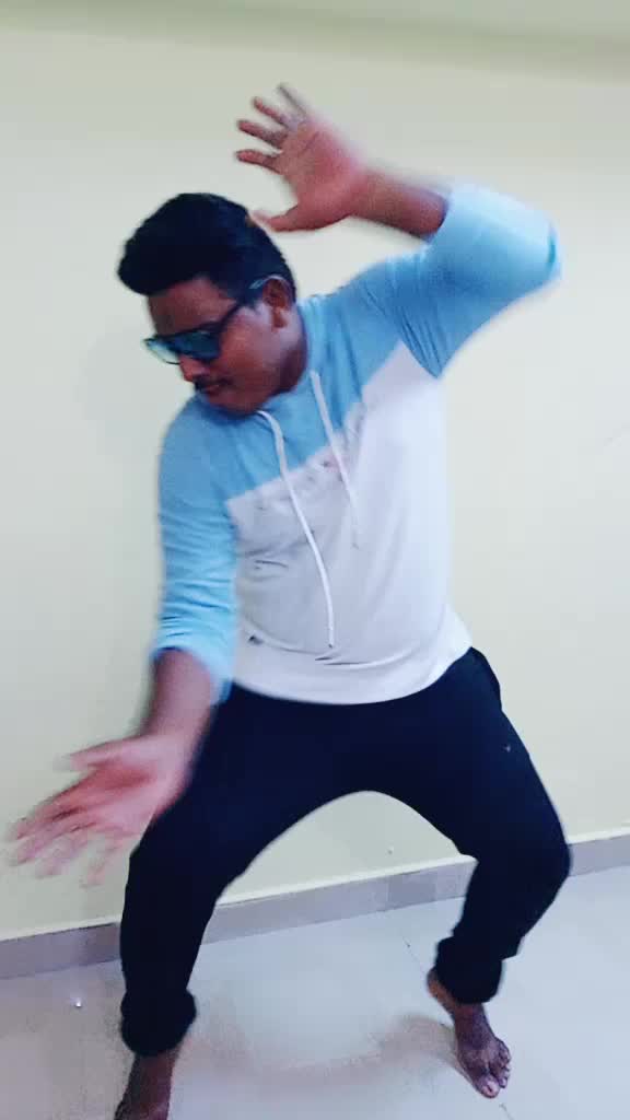 @Bunny 🧛♂🧛♂🧛♂