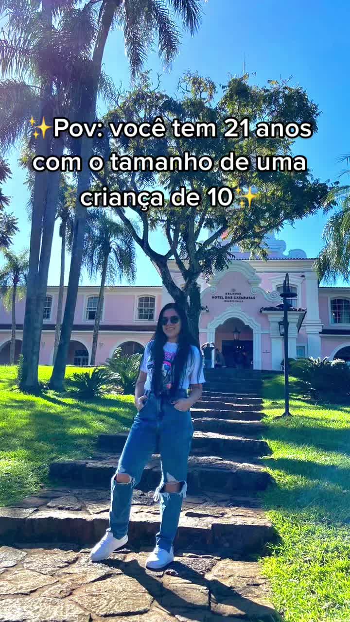 @Áxella