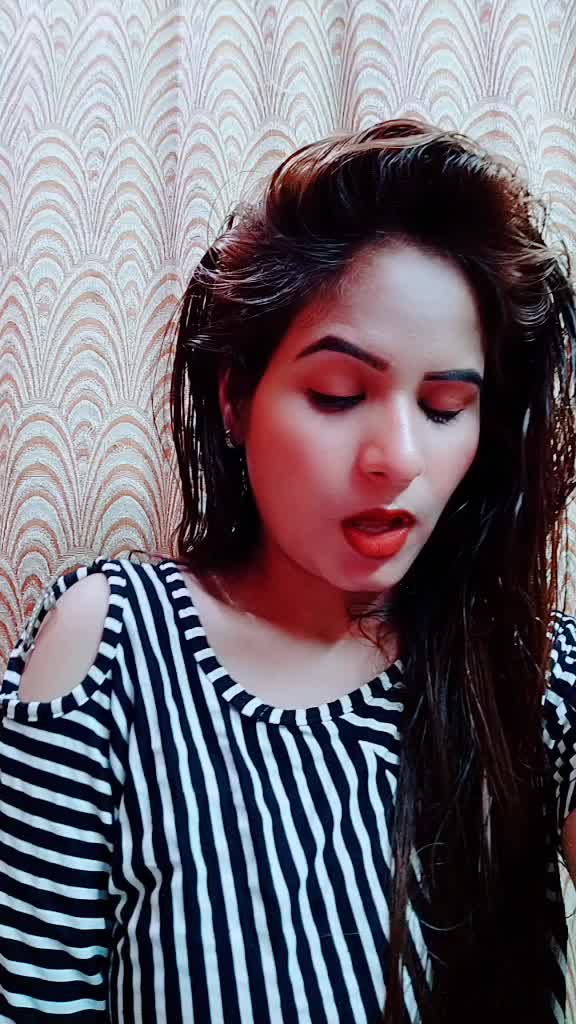 @Aysha Khan🍎