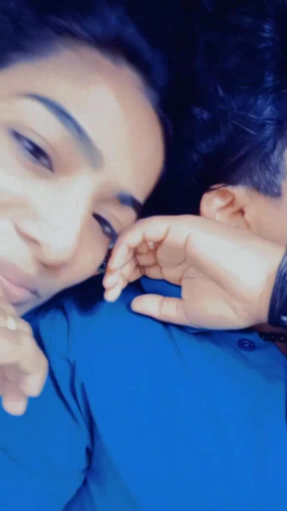@kunjAnz_🖤