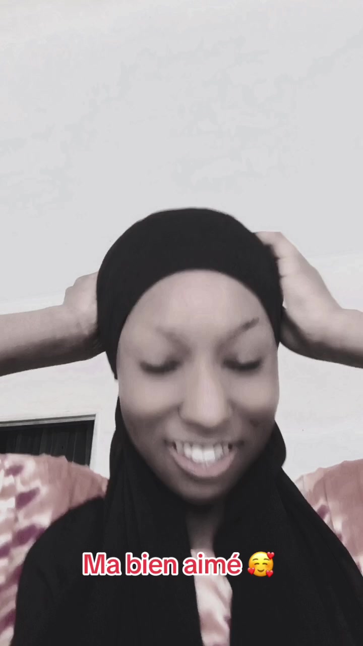 @MØMØ SARR🇸🇳🍯