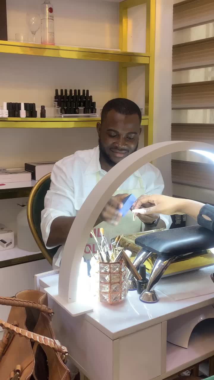 @ABUJA/LAGOS NAILS & BIAB 💅🏻