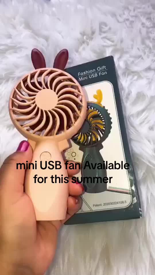 @CharmBeauty