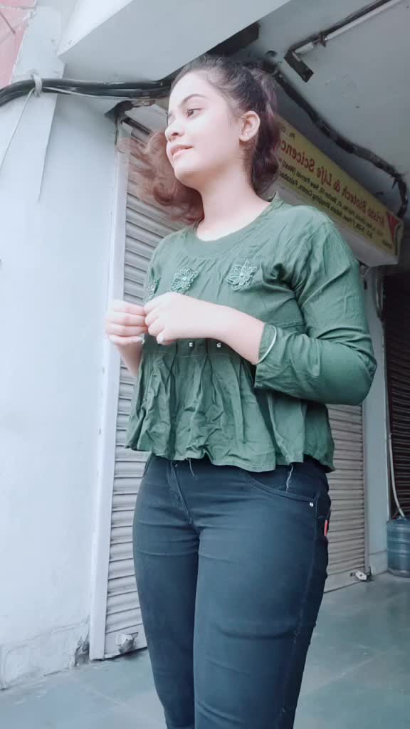 @♥️Shreya Tripathi♥️