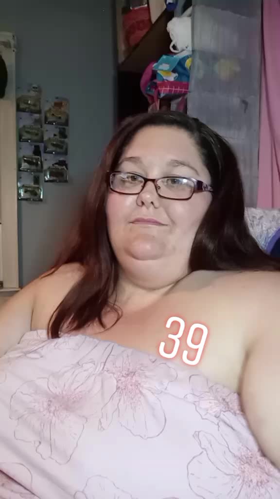 @Hazeleyez350