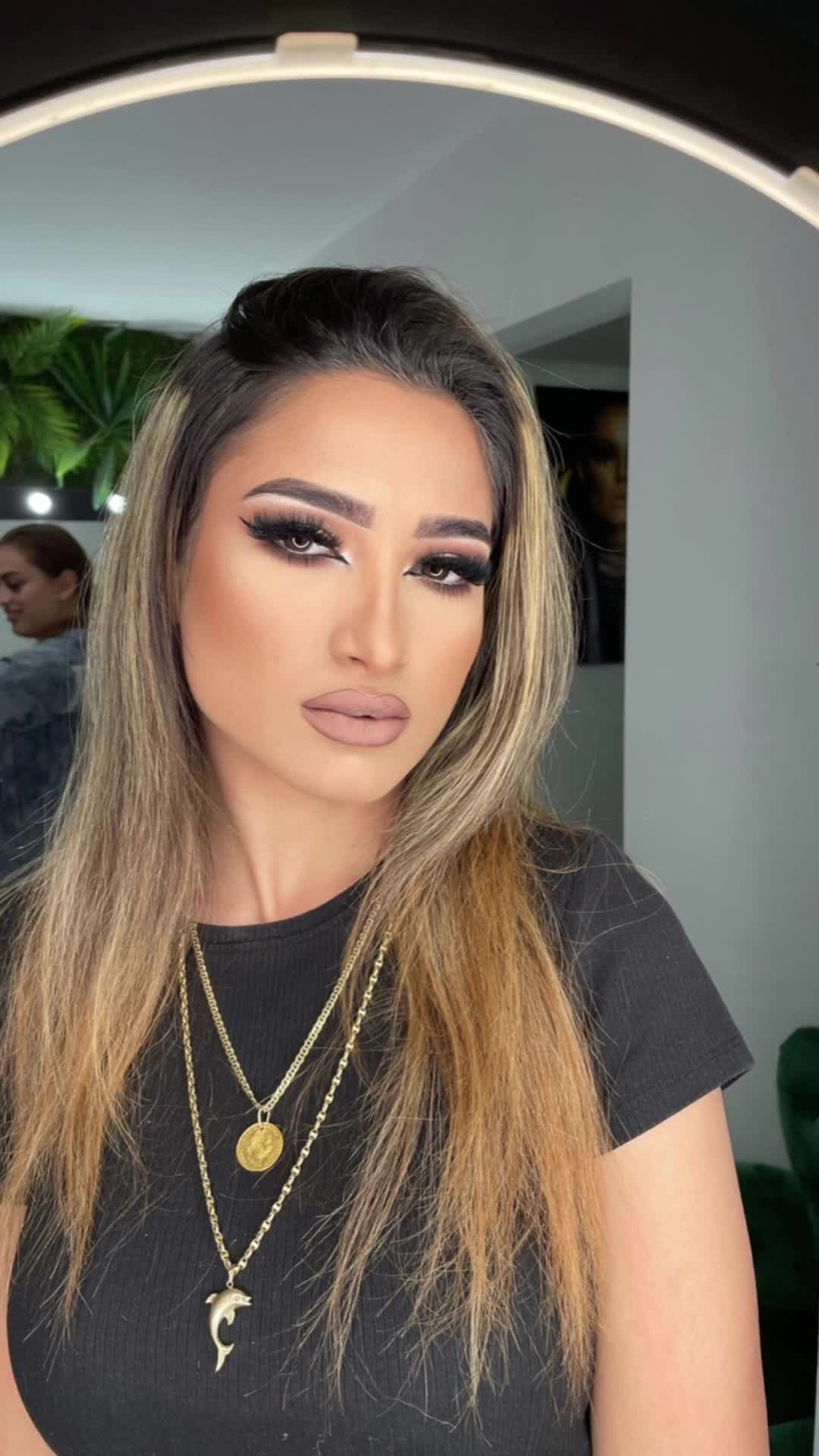 @Kreatza Claudia🖤