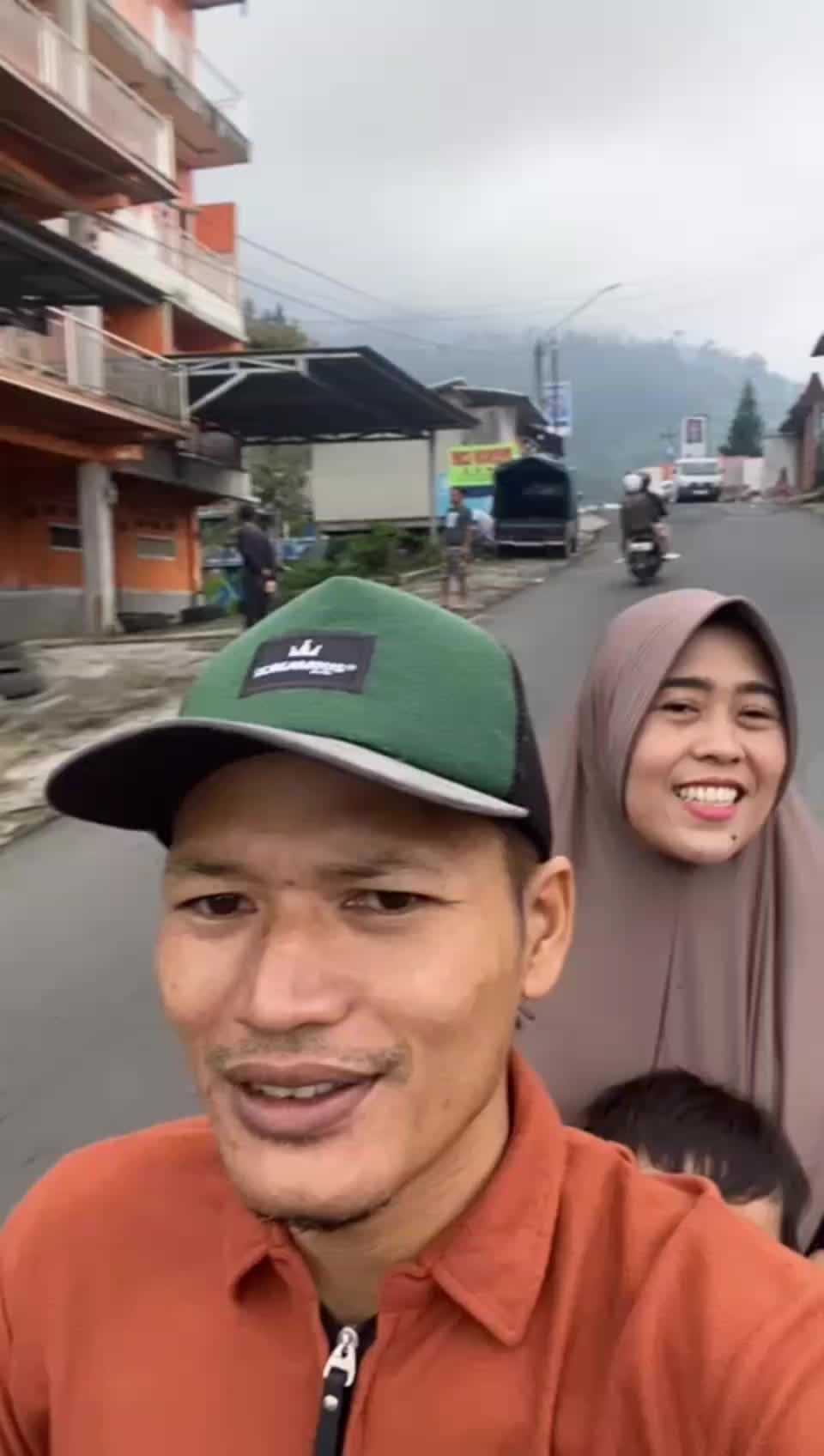 @Serba celana